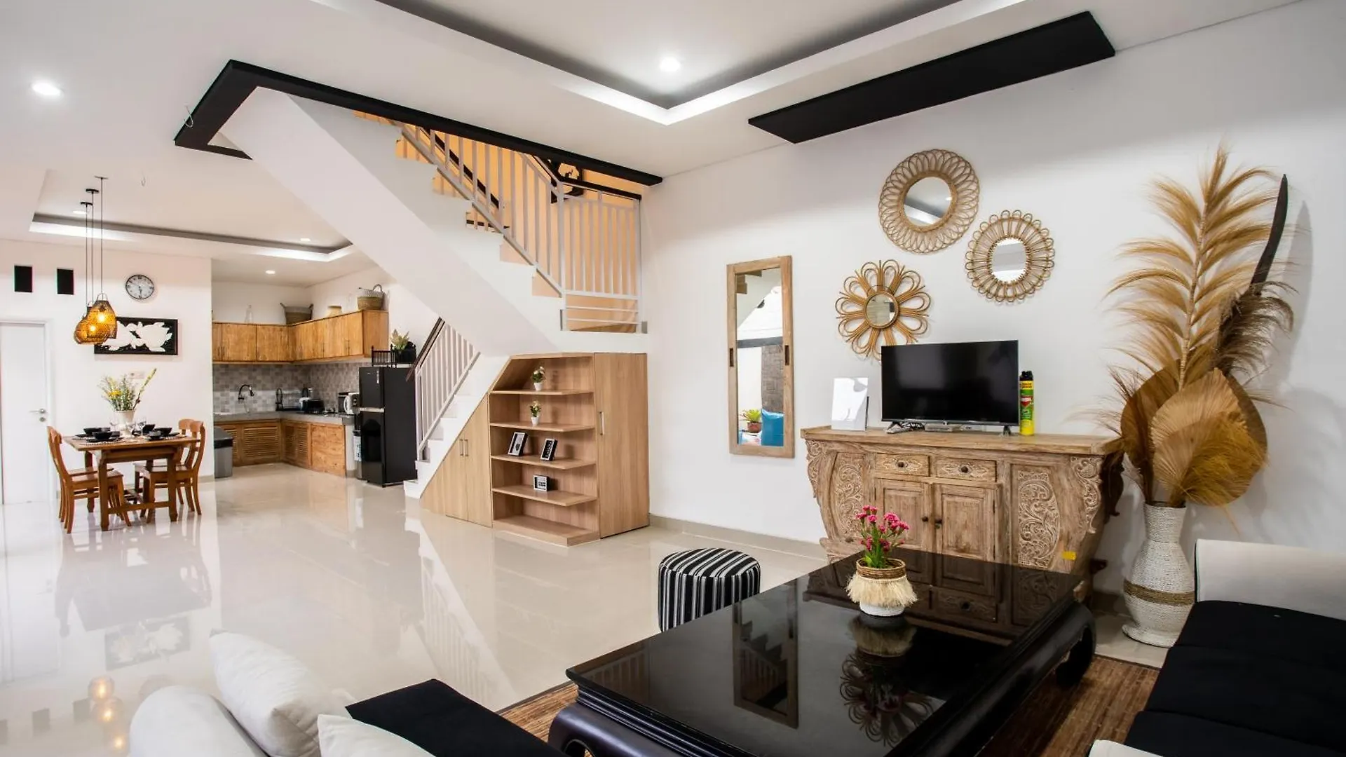 Taman Bali A&R Seminyak Villa