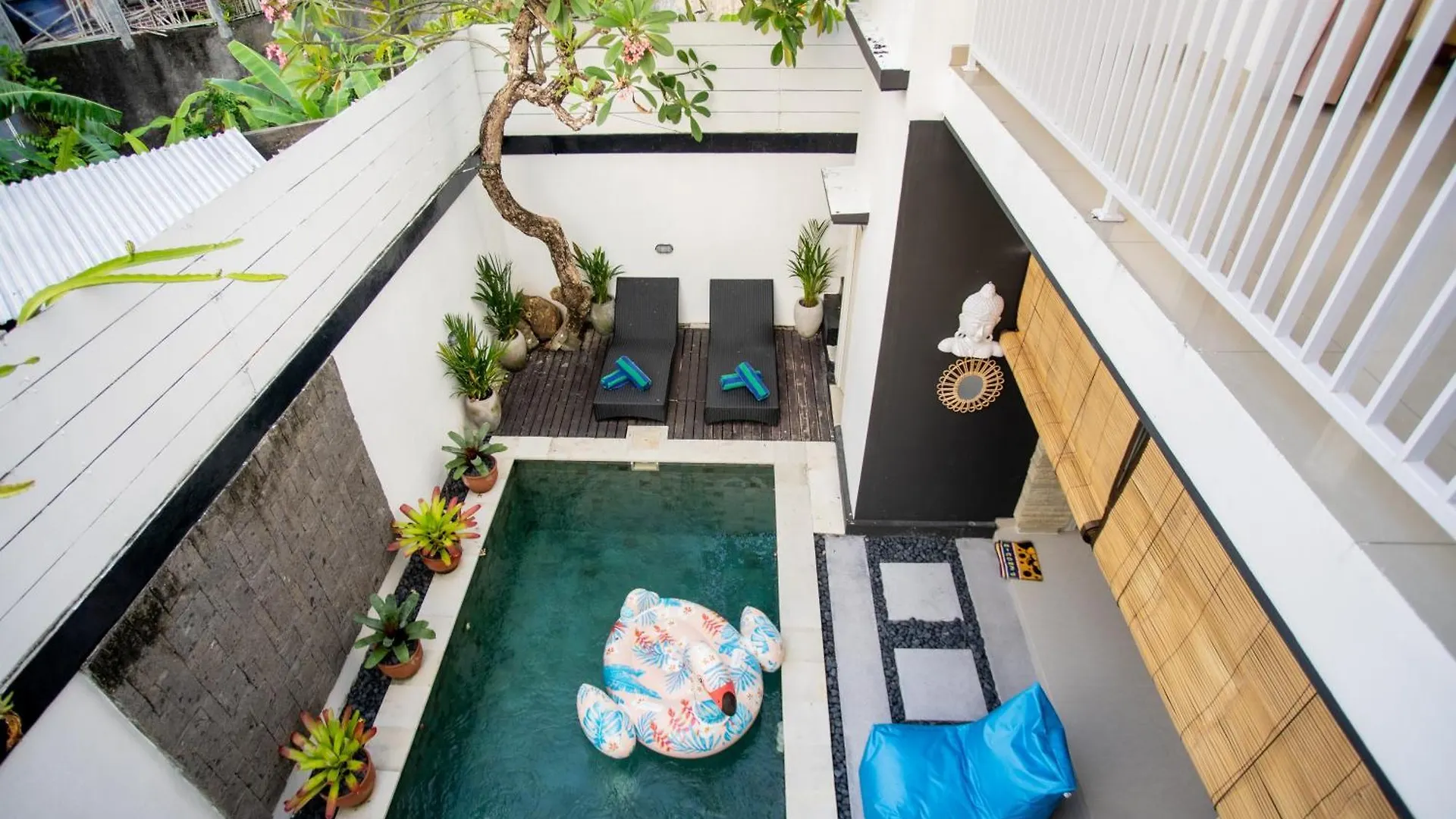 Taman Bali A&R Seminyak Villa Indonesia