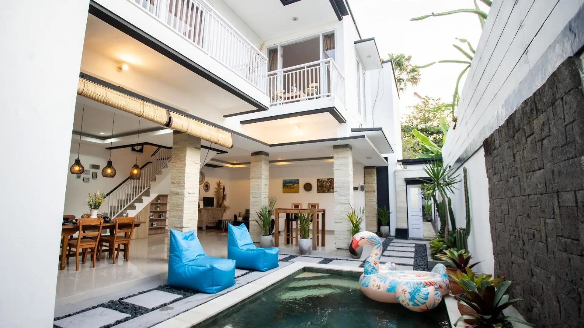 Taman Bali A&R Seminyak Villa